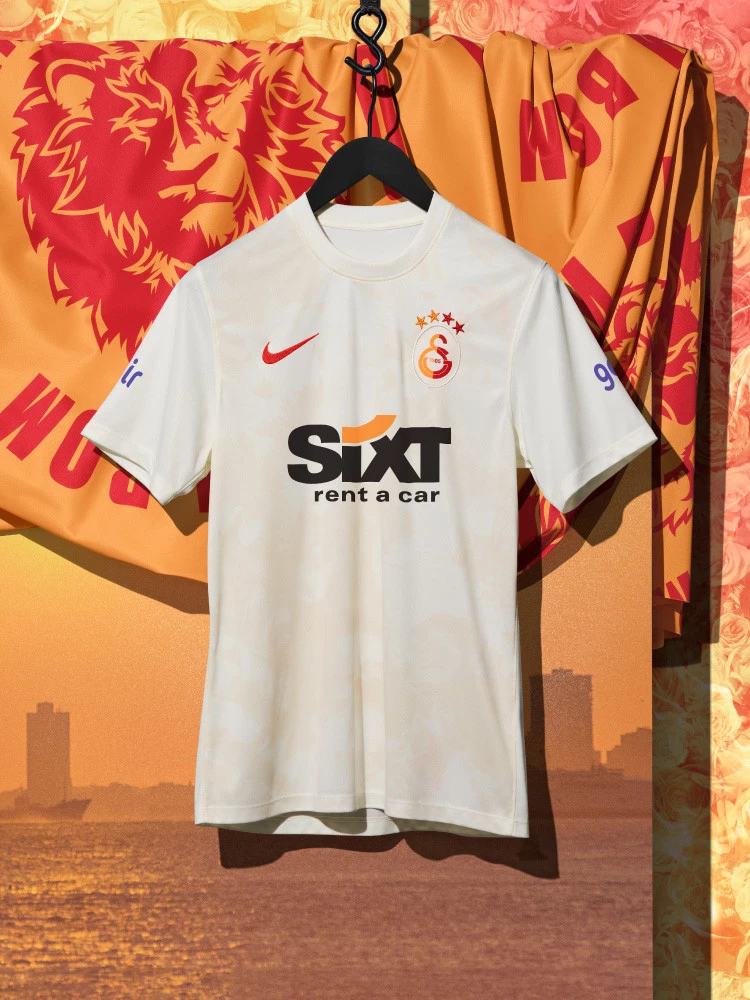 post card Loja online Fútbol Emotion Portugal - Blogs de futebol - As melhores camisolas alternativas da temporada 2021 2022 - 3.webp